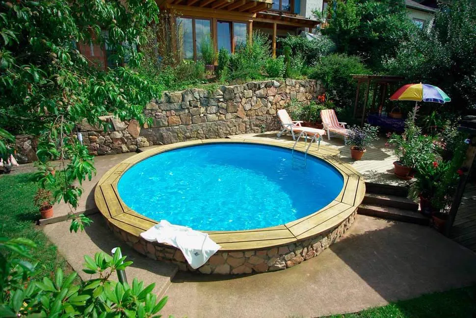 Bora havuz, kumlu plaj konsepti
