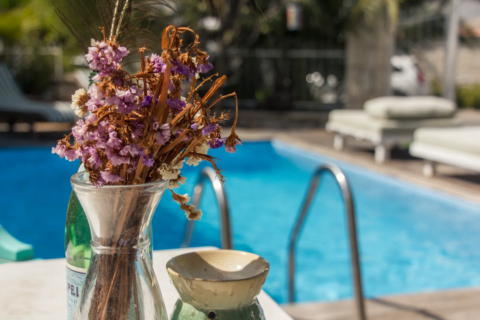 Alaçatı Ağustos Otel havuzu